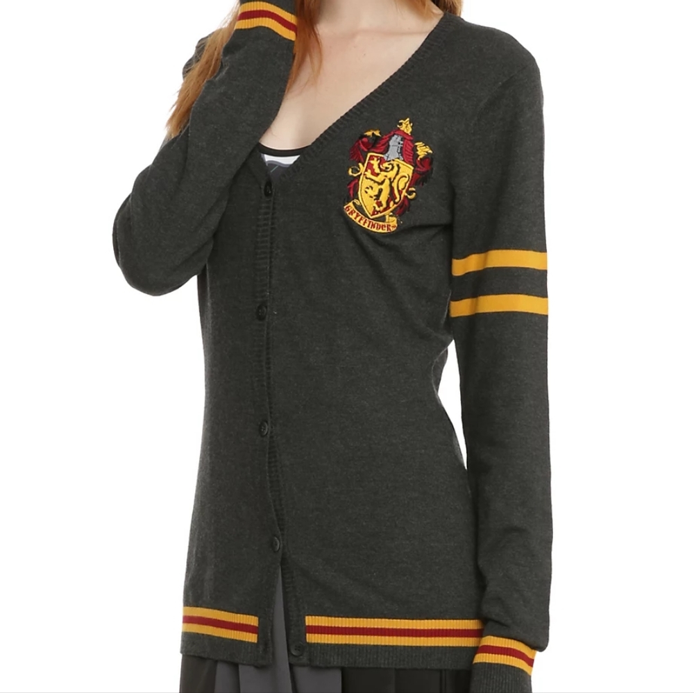 NWT Hot Topic Harry Potter Gryffindor Cardigan